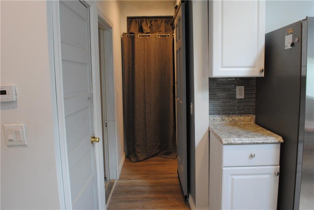 417 Bon Air Road Pittsburgh, PA 15235 - Photo 9 of 25 Gallery Image 9