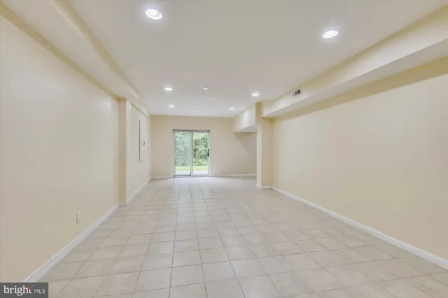 $7,000 | 9715 Middleton Ridge Road, Vienna, VA 22182