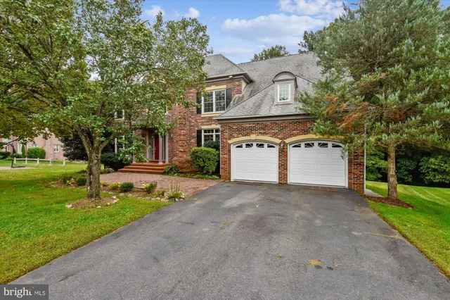 $7,000 | 9715 Middleton Ridge Road, Vienna, VA 22182