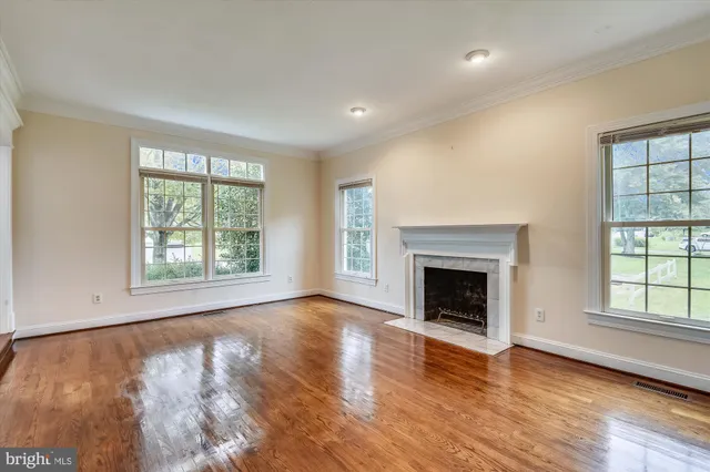 $7,000 | 9715 Middleton Ridge Road, Vienna, VA 22182