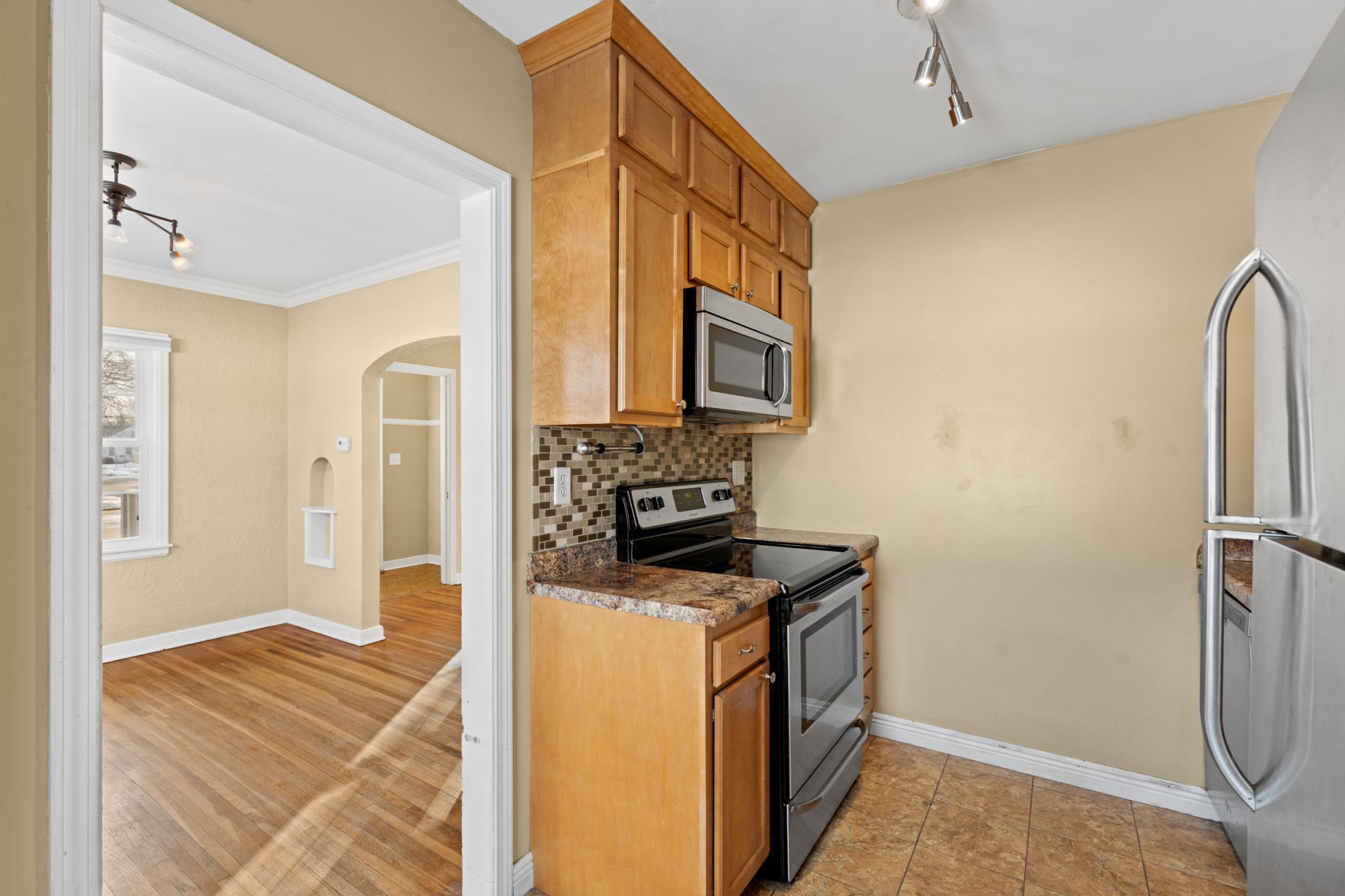 1025 9th Avenue Southeast Rochester, MN 55904 - Photo 9 of 24 Gallery Image 9