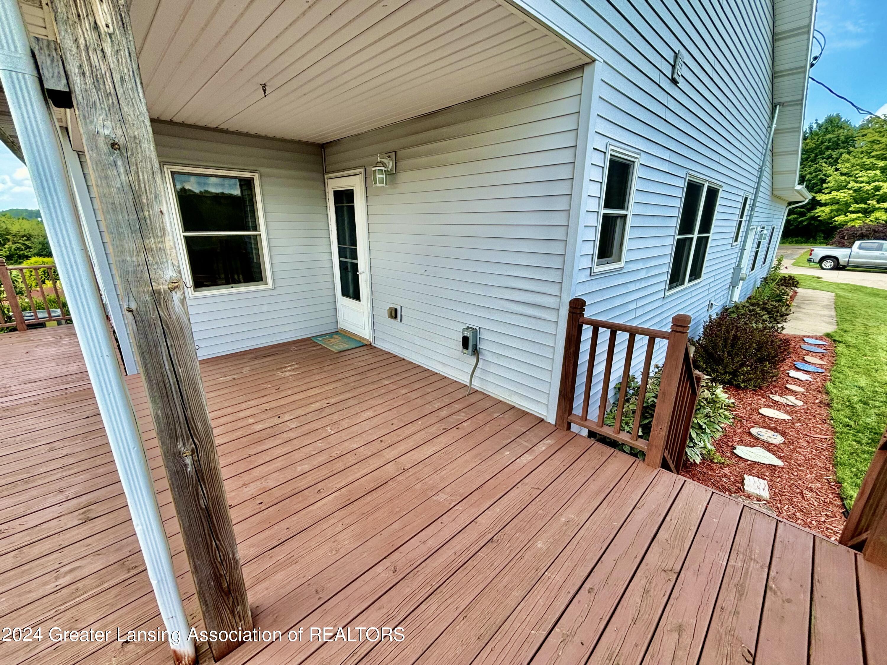 1148 Hawley Road Mason, MI 48854 - Photo 83 of 104 IMG_6062