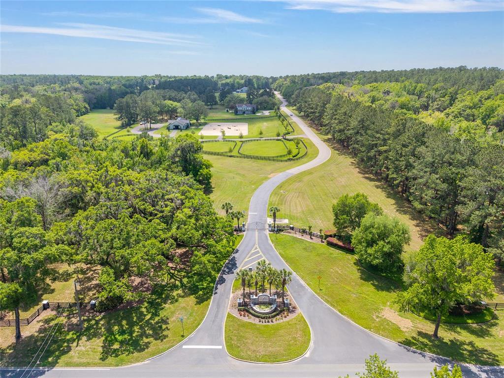 144 Southwest Court Road Ocala, FL 34482 - Photo 3 of 24