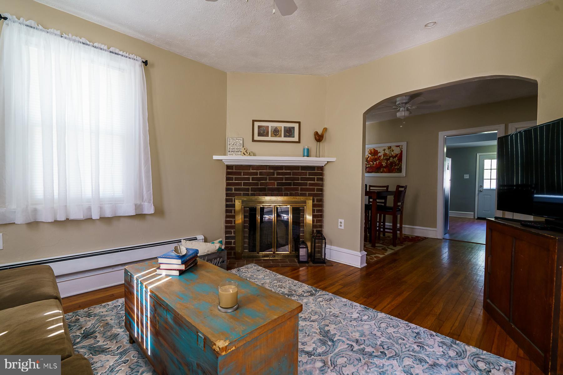 111 West Forestview Road Brookhaven, PA 19015 - Photo 10 of 20 Family Room