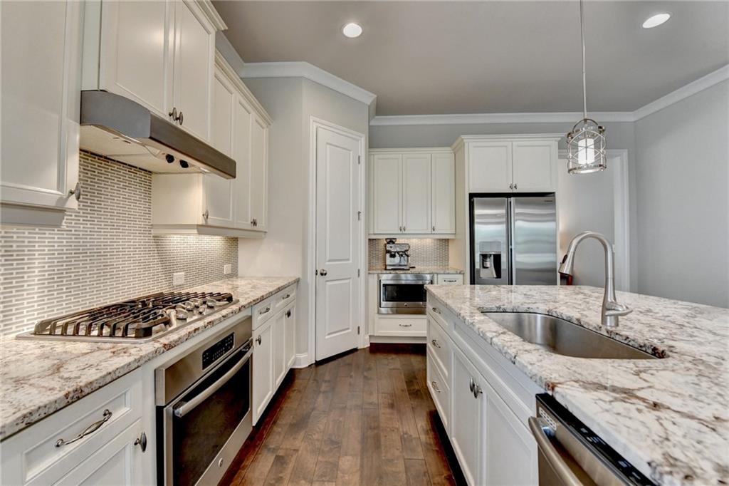 919 Olmsted Lane Duluth, GA 30097 - Photo 14 of 59