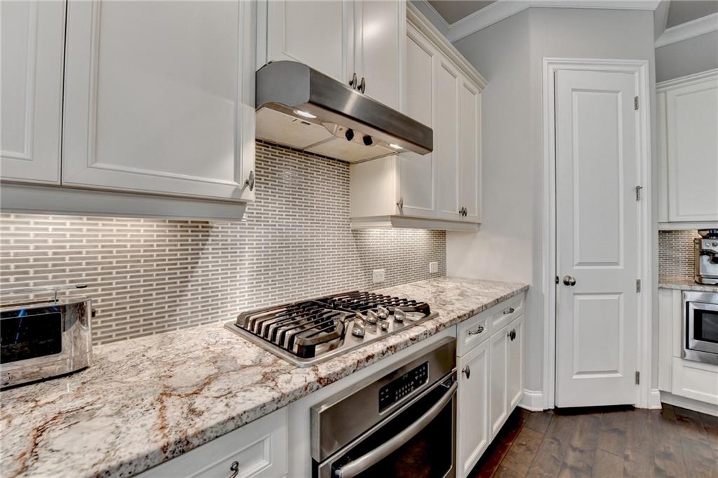 919 Olmsted Lane Duluth, GA 30097 - Photo 15 of 59