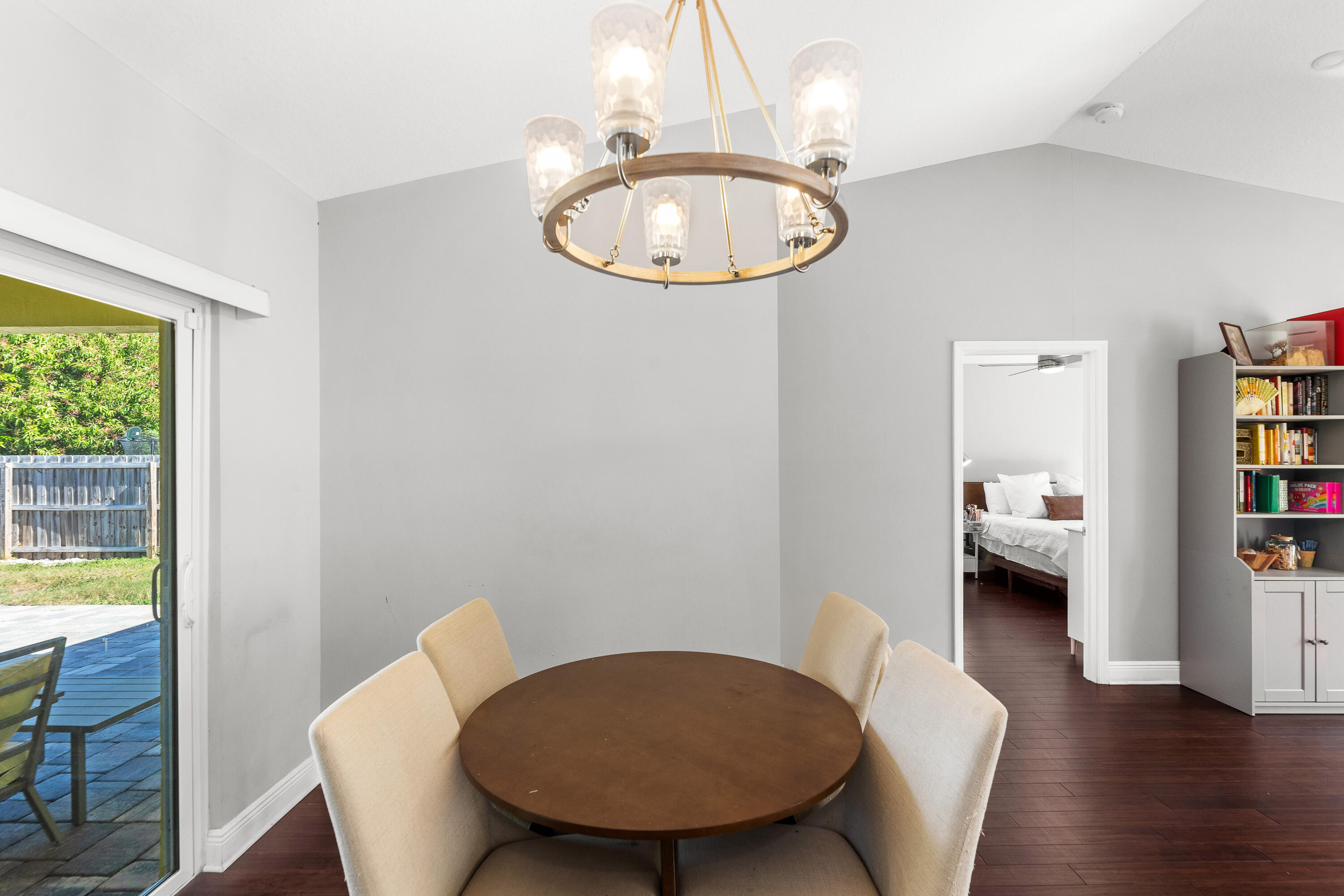 3037 Southeast Iris Street Stuart, FL 34997 - Photo 16 of 36 Image16