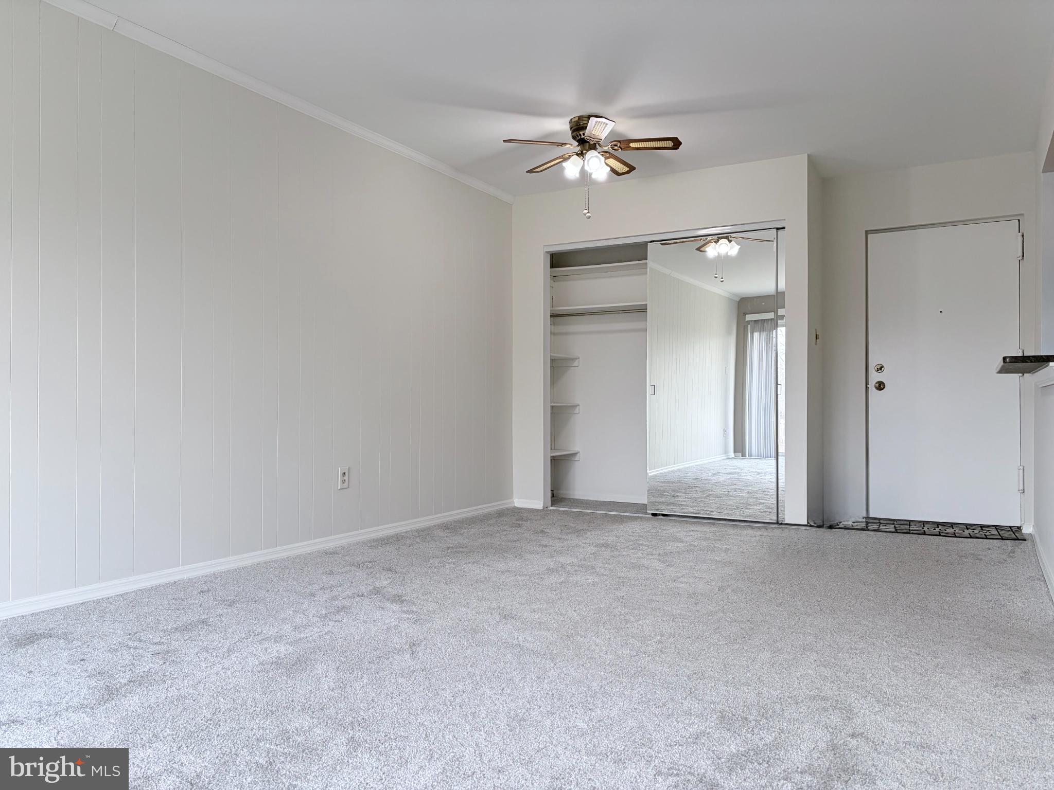 5823 S Royal Ridge Drive Springfield, VA 22152 - Photo 5 of 30 a view of an empty room