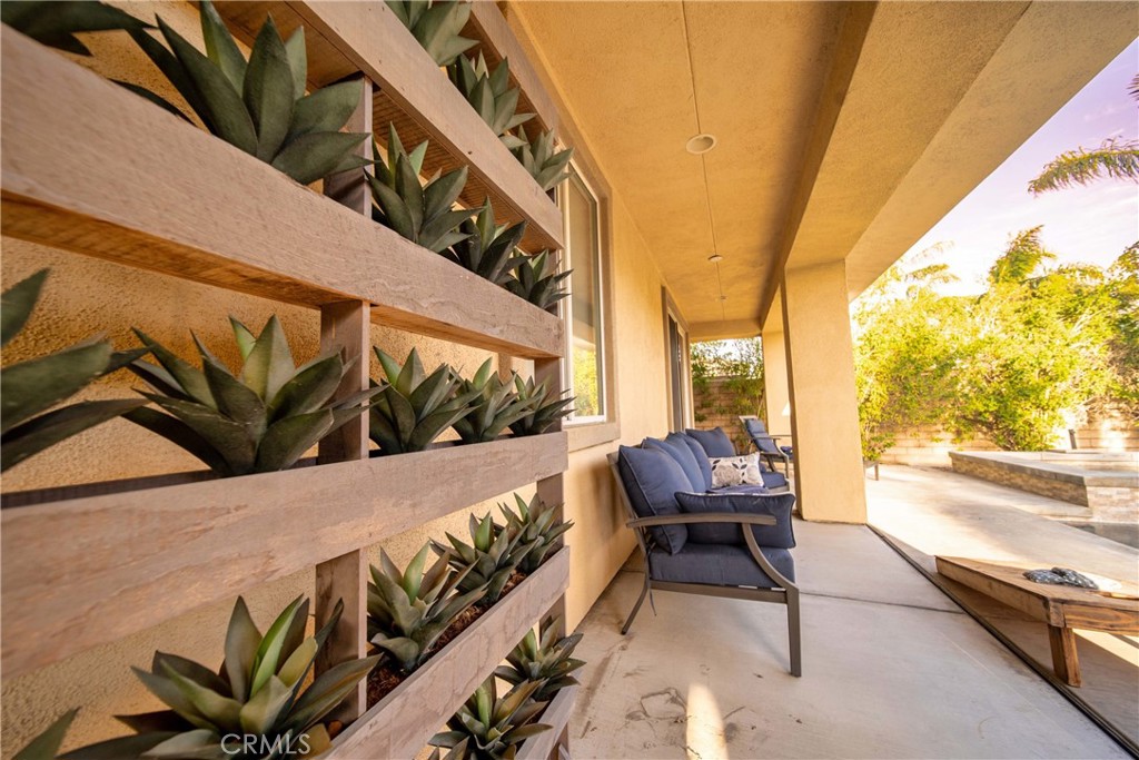 192 Via San Lucia Rancho Mirage, CA 92270 - Photo 34 of 46