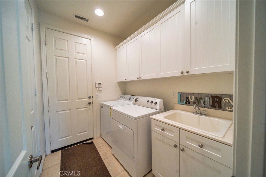 192 Via San Lucia Rancho Mirage, CA 92270 - Photo 42 of 46