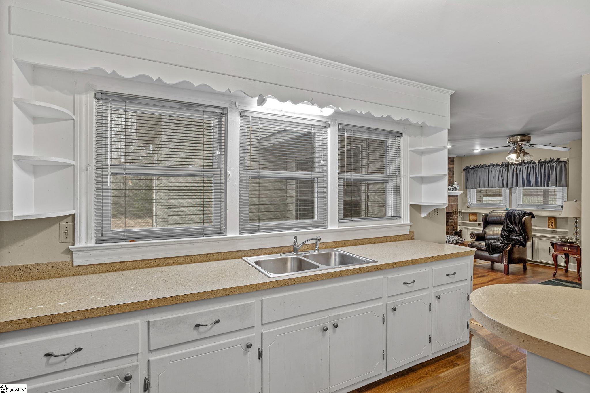 573 State Rd S-39-122 Liberty, SC 29657 - Photo 14 of 50