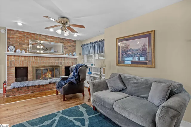 $370,000 | 573 State Rd S-39-122, Liberty, SC 29657