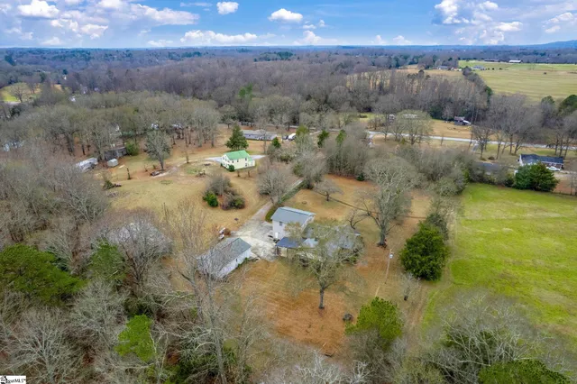 $370,000 | 573 State Rd S-39-122, Liberty, SC 29657