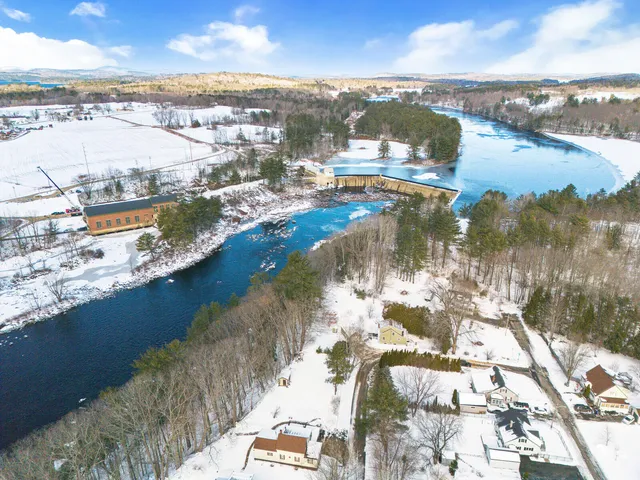 $325,000 | 31 Loring Avenue, Lewiston, ME 04240