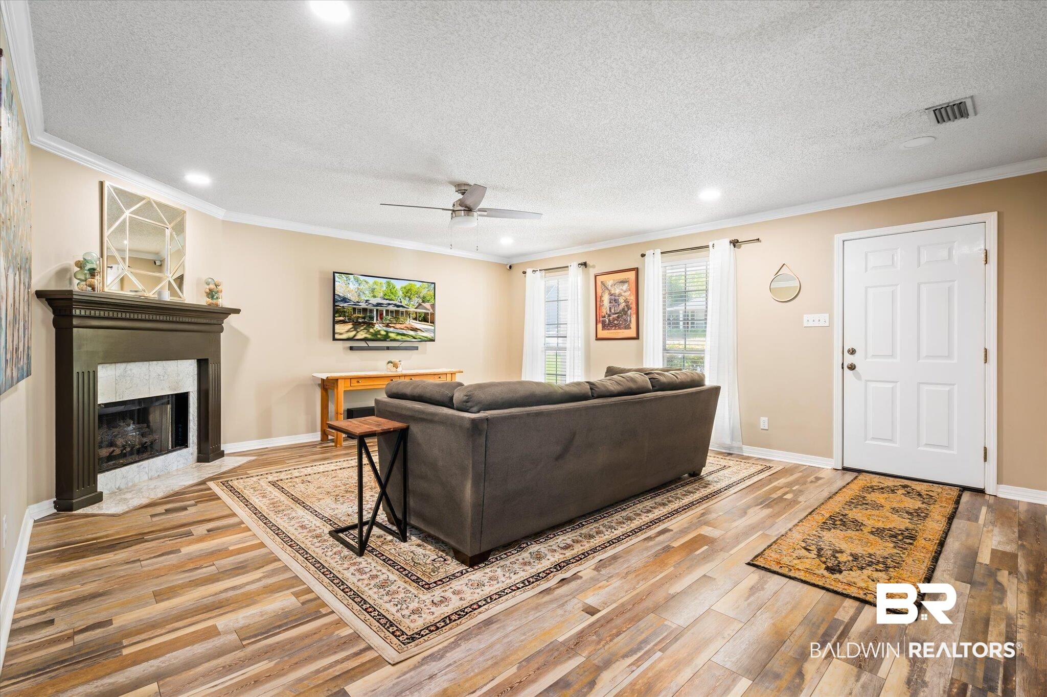 903 Linlen Avenue Mobile, AL 36609 - Photo 3 of 21