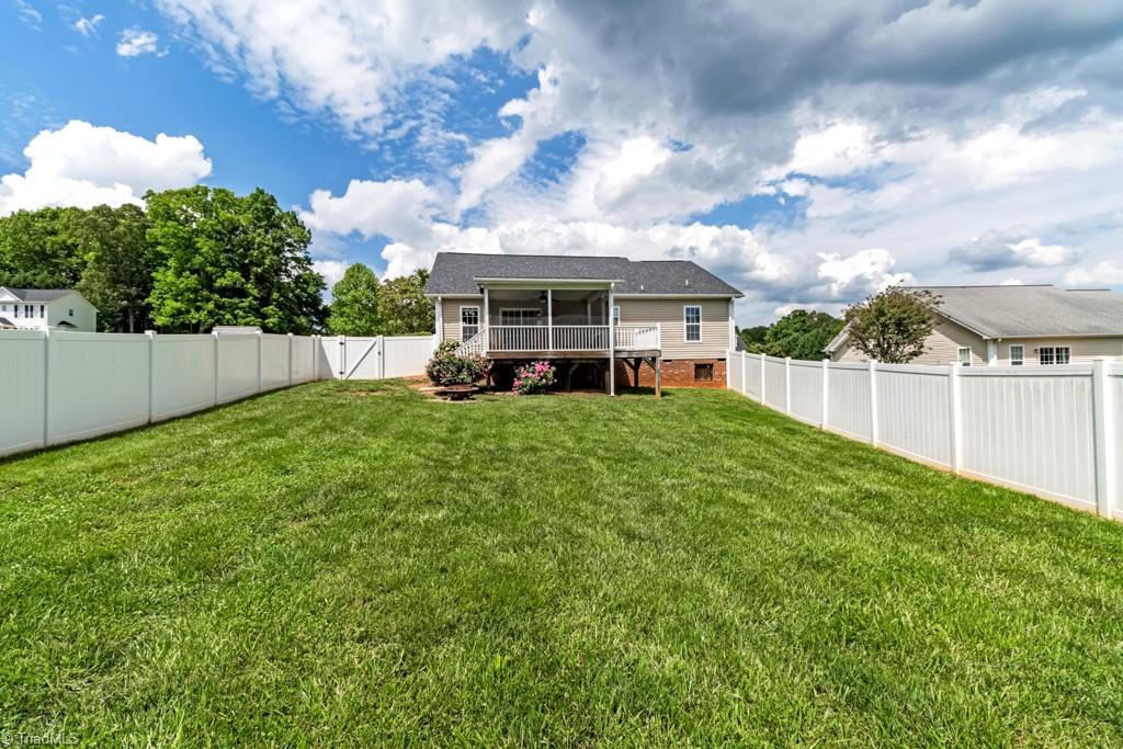 816 Ridge View Terrace Rural Hall, NC 27045 - Photo 8 of 50