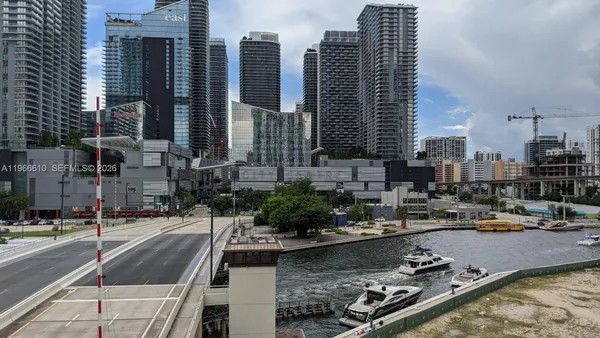 $4,400 | 350 South Miami Avenue, Unit 1901, Miami, FL 33130