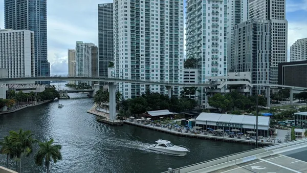 $4,400 | 350 South Miami Avenue, Unit 1901, Miami, FL 33130