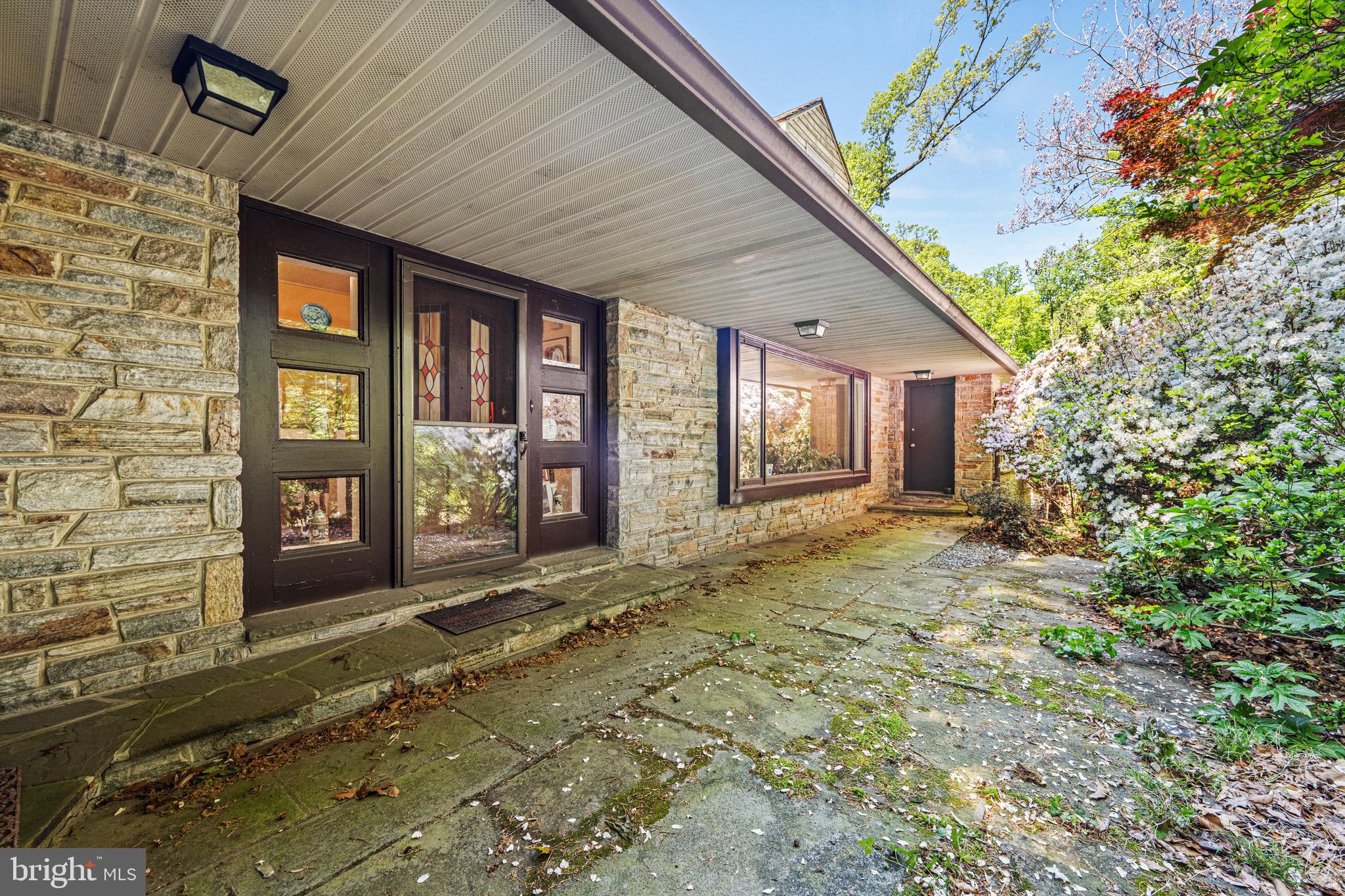 717 Hillen Road Baltimore, MD 21286 - Photo 3 of 61