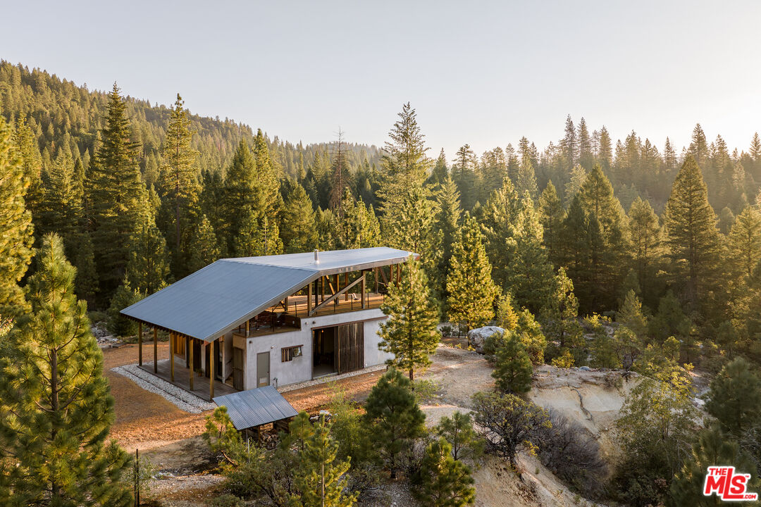 12789 Sailor Flat Road Nevada City, CA 95959 - Photo 41 of 42 a view of a house with a yard and mountain