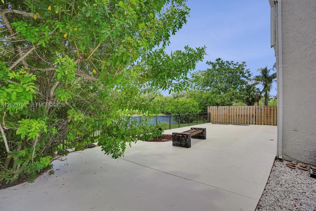 21461 Sawmill Court Boca Raton, FL 33498 - Photo 11 of 104