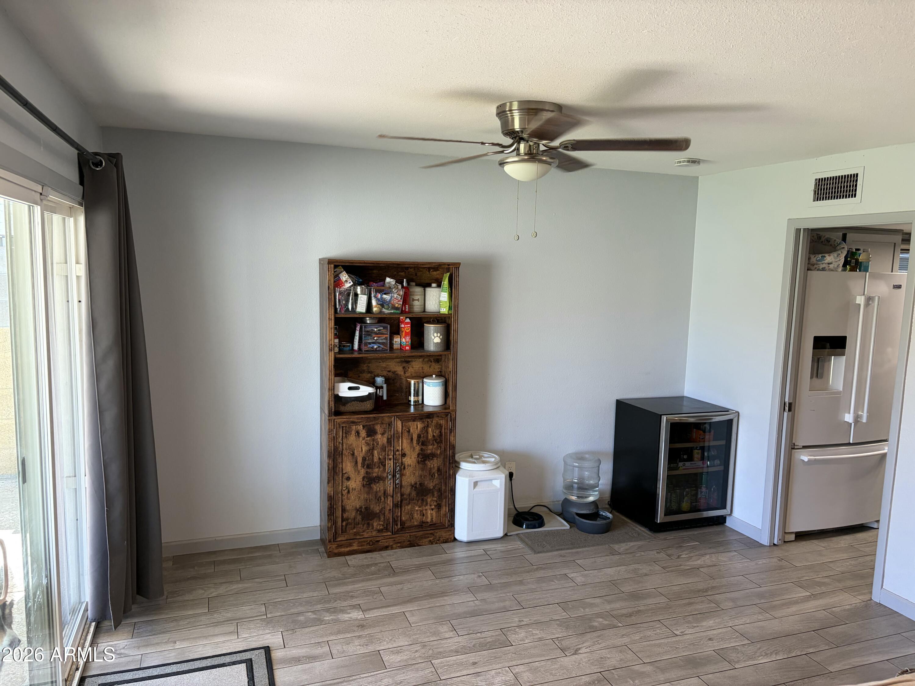 3346 West Hearn Road Phoenix, AZ 85053 - Photo 14 of 25 IMG_4808