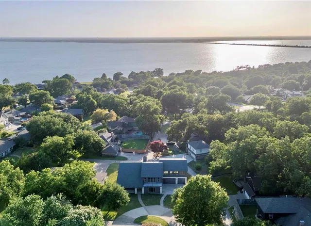 an aerial view of multiple house