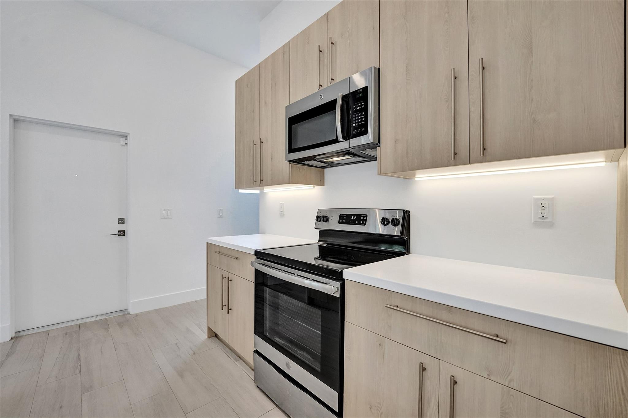 4369 Northwest 9th Street Plantation, FL 33317 - Photo 14 of 49 Photo 14