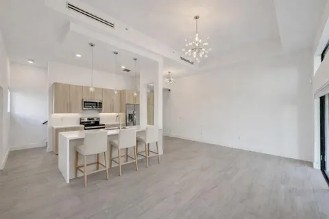 $515,000 | 4369 Northwest 9th Street, Plantation, FL 33317