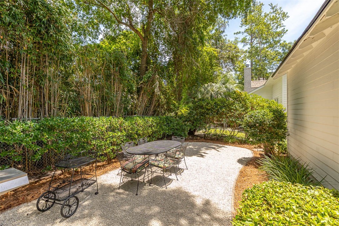 116 Rosemont Street St. Simons Island, GA 31522 - Photo 23 of 44