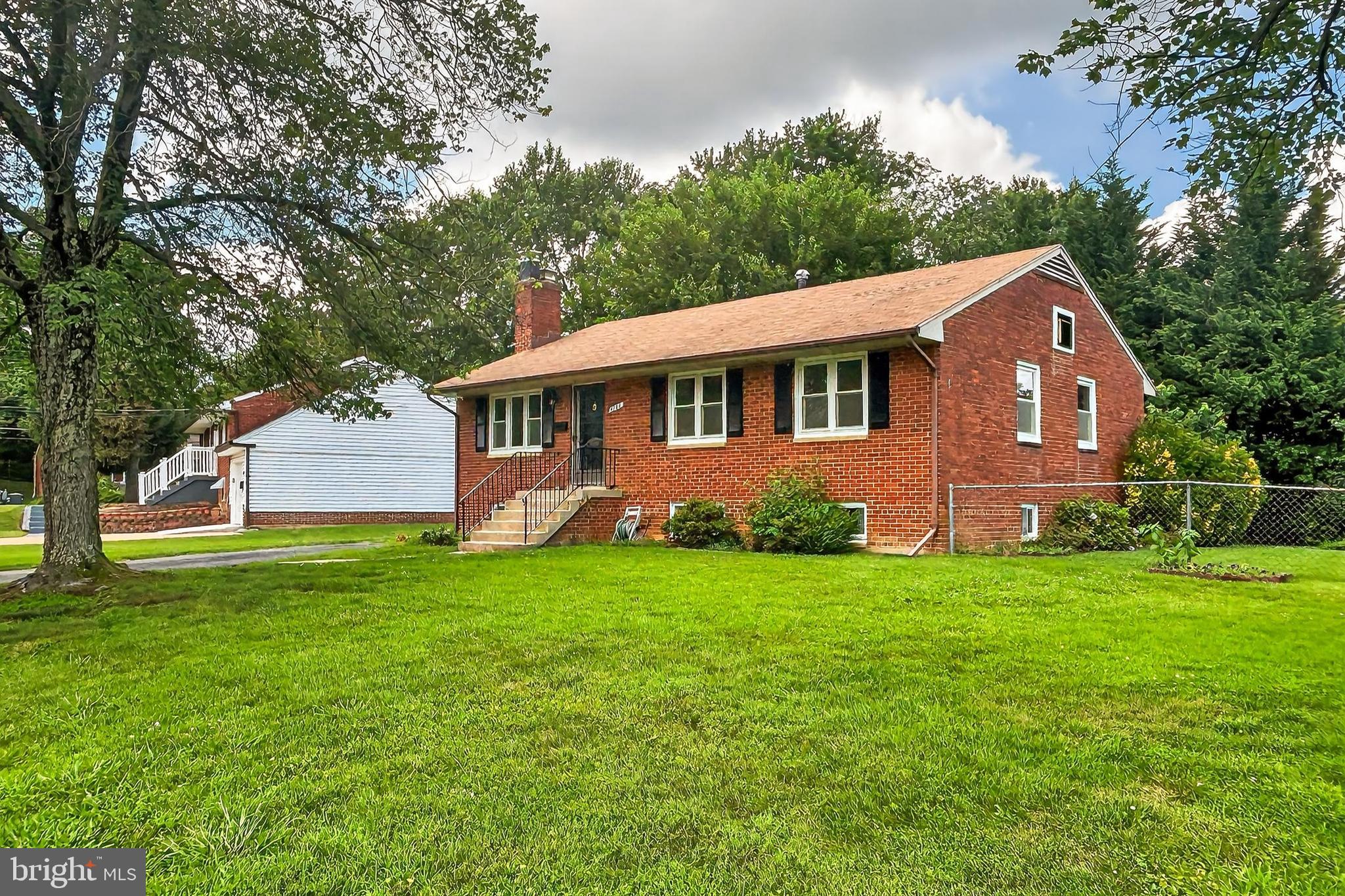 4108 Arcadia Road Falls Church, VA 22041 - Photo 3 of 53 Gallery Image 3