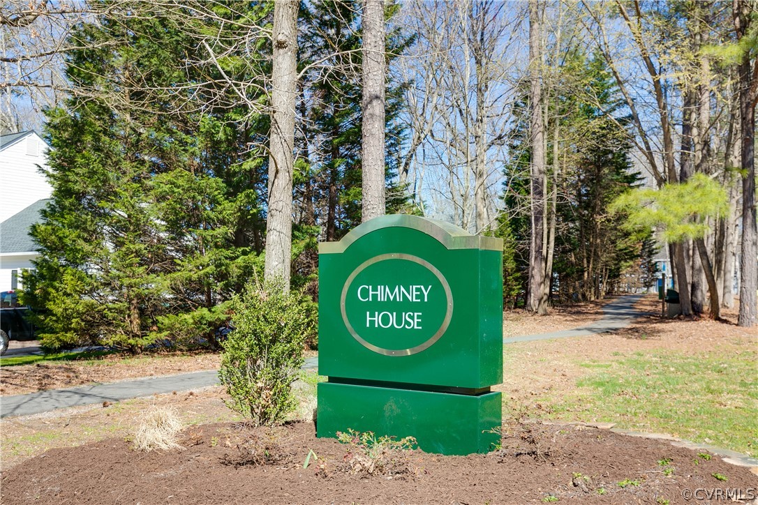 14302 Chimney House Road Midlothian, VA 23112 - Photo 50 of 50 a sign on the side of the road