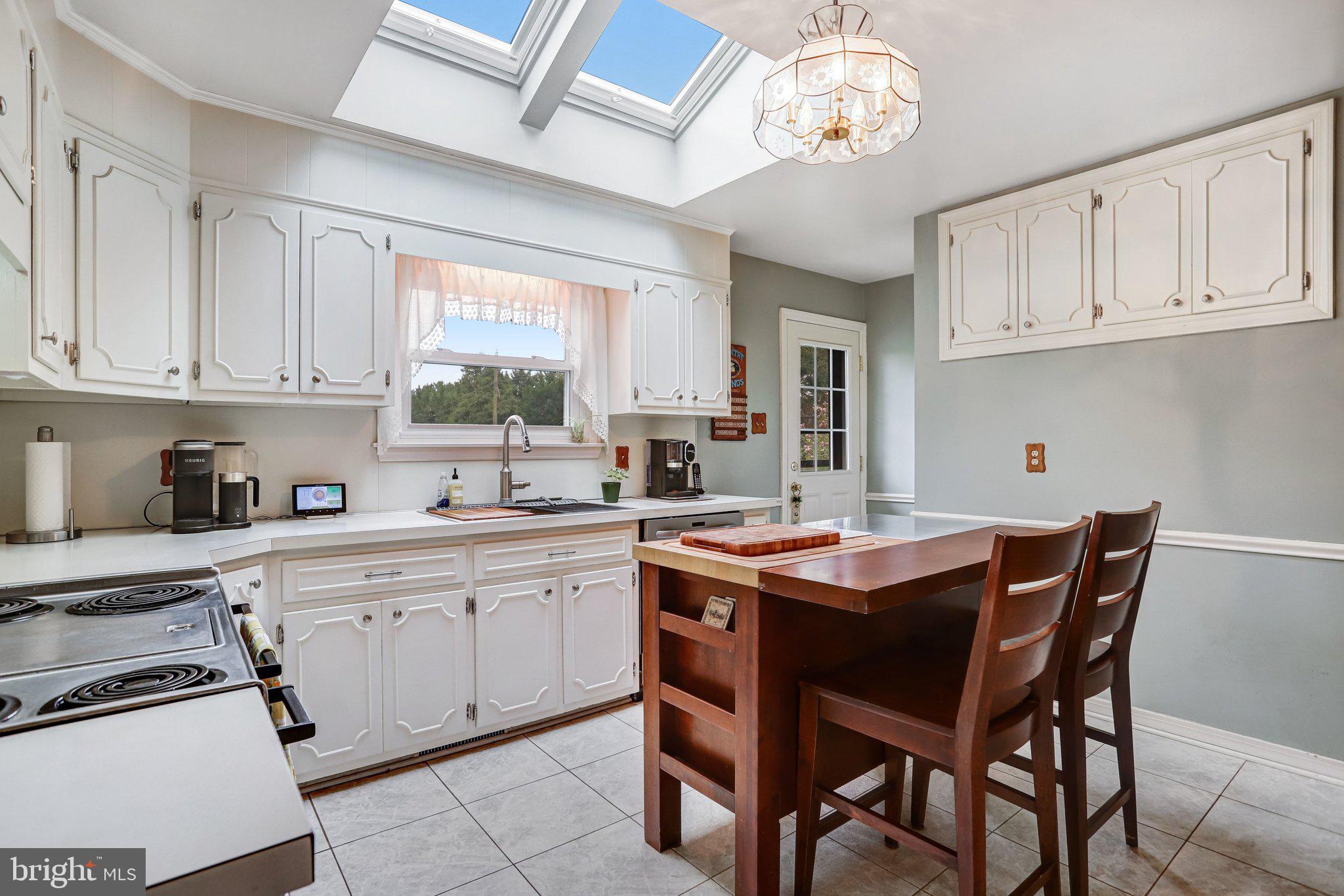 6101 Pembrook Street Frederick, MD 21704 - Photo 5 of 23