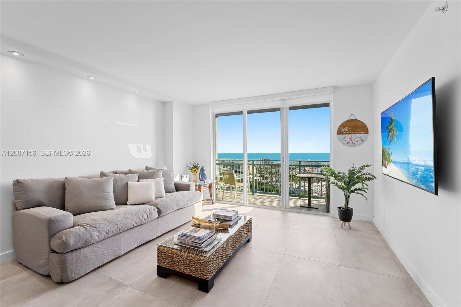 90 Alton Road, Unit 2505 Miami Beach, FL 33139 - Photo 2 of 18