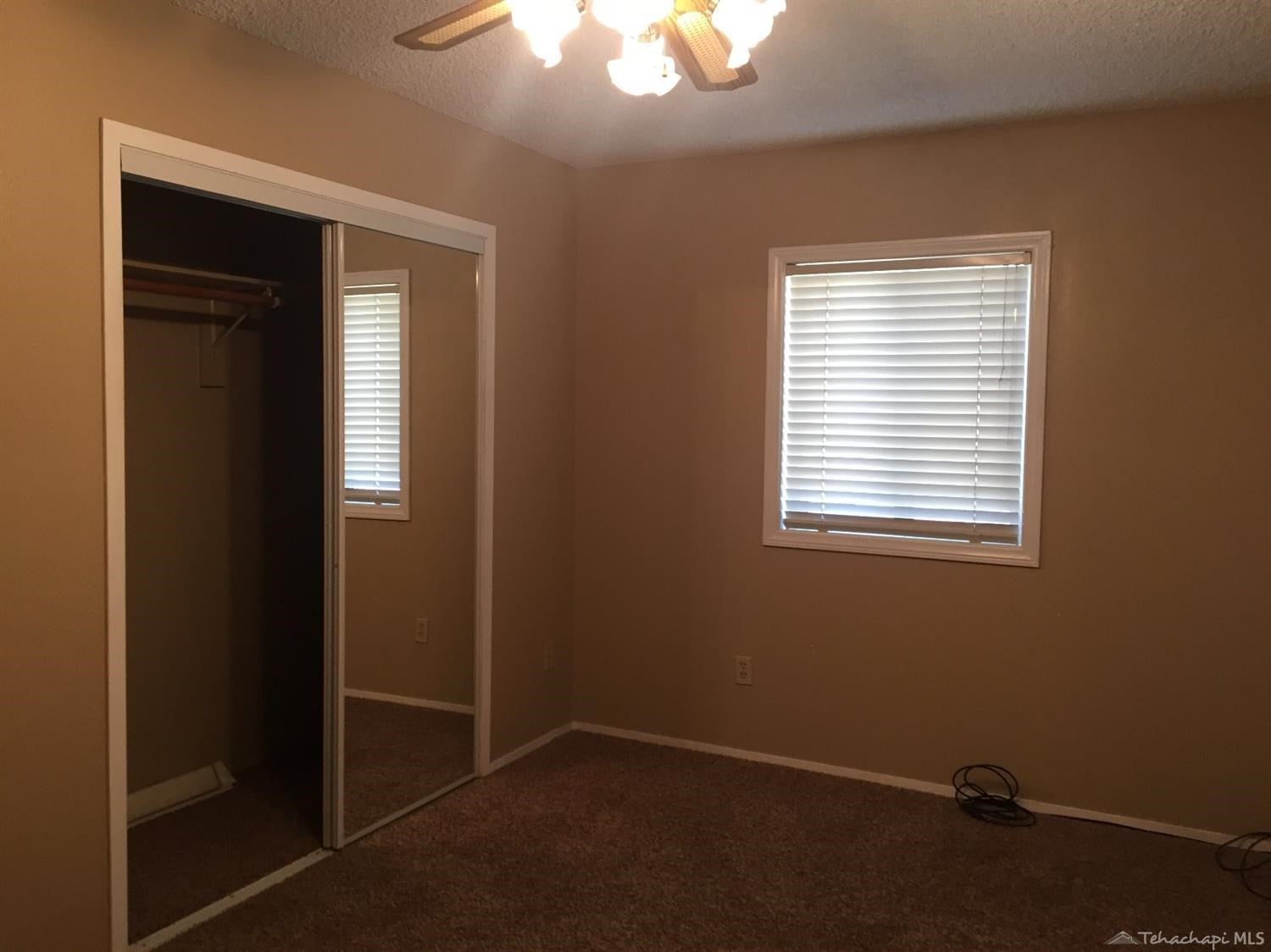 26101 Bear Valley Road Tehachapi, CA 93561 - Photo 9 of 24 Gallery Image 9