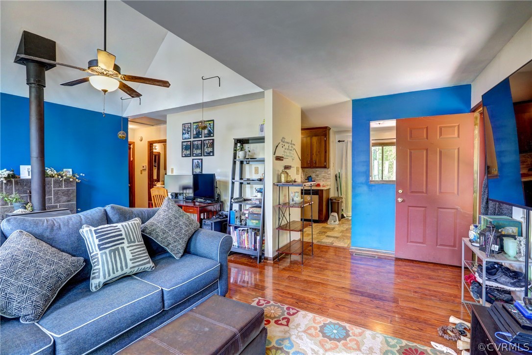 801 Marblethorpe Road Chesterfield, VA 23236 - Photo 6 of 32 Gallery Image 6