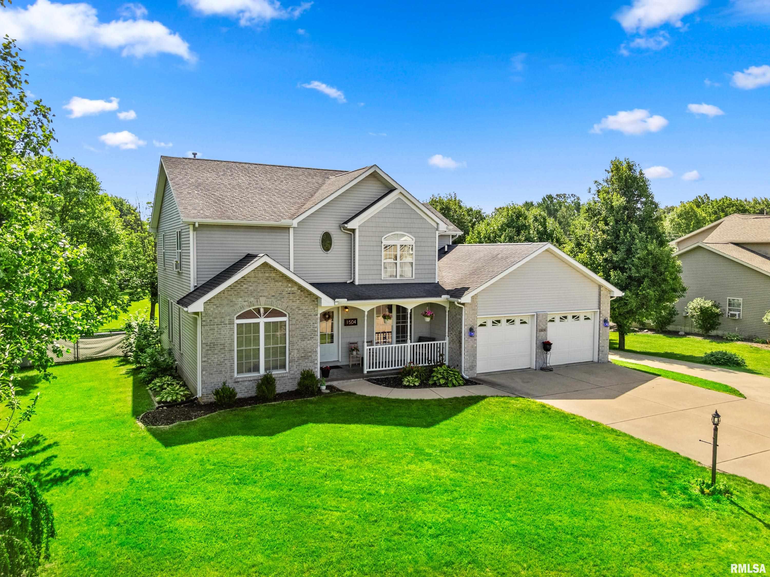 1504 Redbird Way Metamora, IL 61548 - Photo 3 of 14
