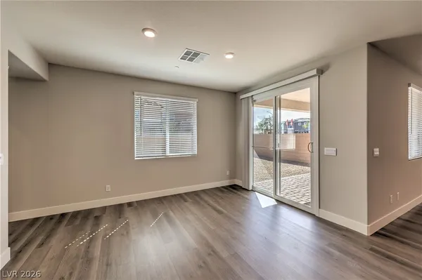 $2,682 | 497 Chestnut Falcon Avenue, Henderson, NV 89011