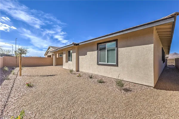 $2,682 | 497 Chestnut Falcon Avenue, Henderson, NV 89011
