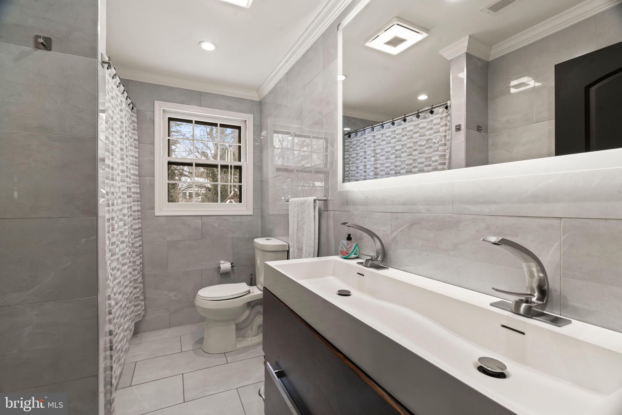 1204 Ellston Road Havertown, PA 19083 - Photo 25 of 49