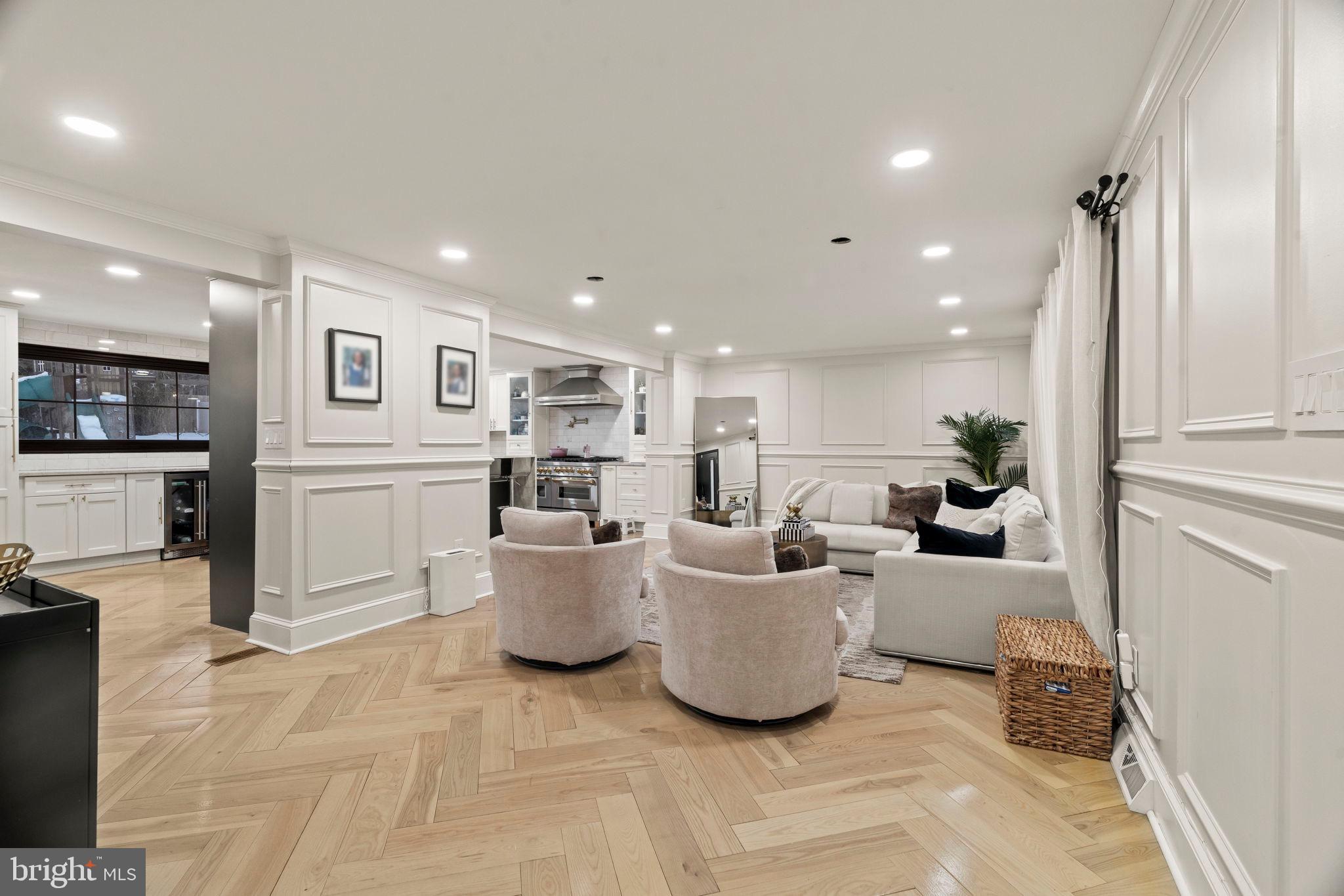 1204 Ellston Road Havertown, PA 19083 - Photo 5 of 49