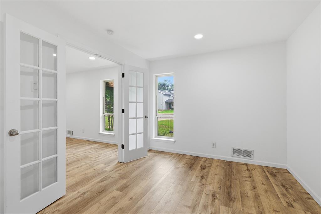 11022 Ferndale Road Dallas, TX 75238 - Photo 15 of 26 Gallery Image 15
