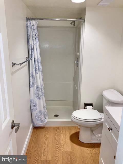 5902 Mt Eagle Drive, Unit 106 Alexandria, VA 22303 - Photo 49 of 73 Second bedroom bath with ensuite shower
