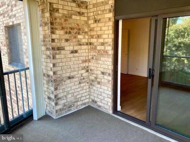 $2,750 | 5902 Mt Eagle Drive, Unit 106, Alexandria, VA 22303