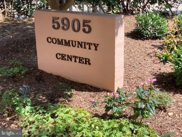 $2,750 | 5902 Mt Eagle Drive, Unit 106, Alexandria, VA 22303