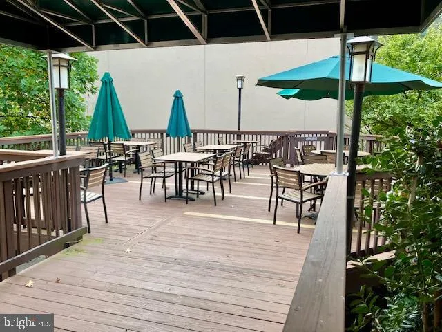 $2,750 | 5902 Mt Eagle Drive, Unit 106, Alexandria, VA 22303