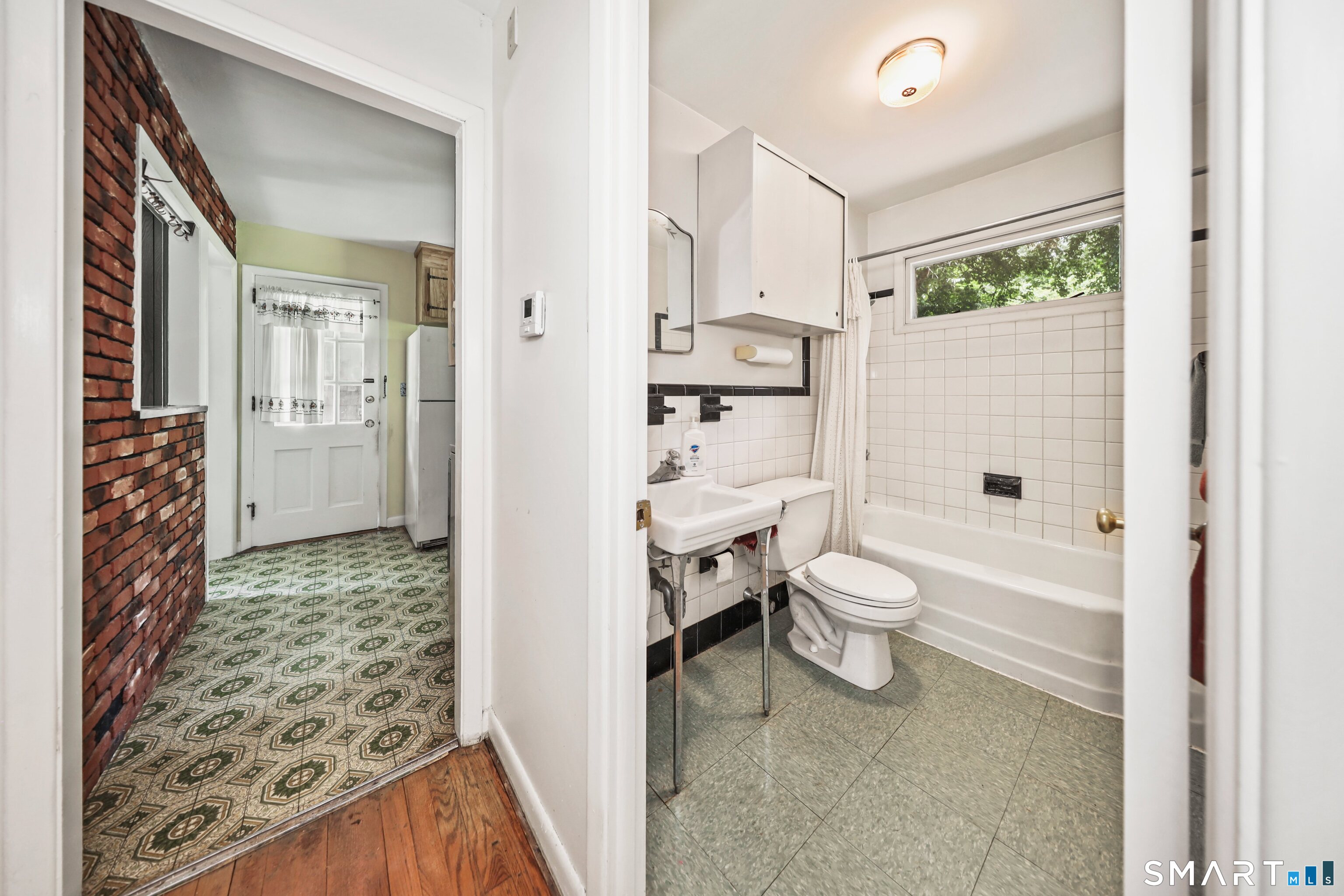 339 Spring Hill Road Monroe, CT 06468 - Photo 10 of 29