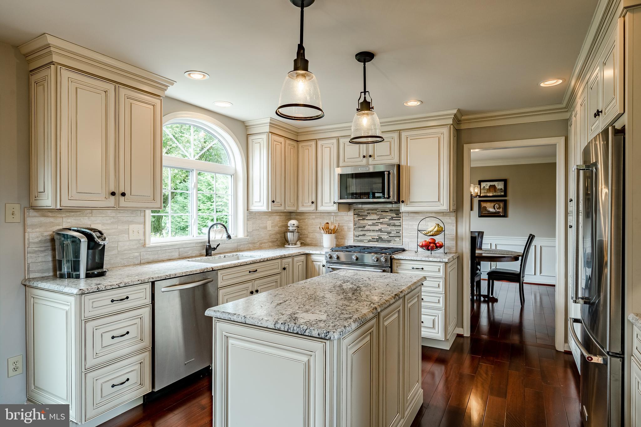 1252 Longmeadow Road Garnet Valley, PA 19060 - Photo 12 of 51