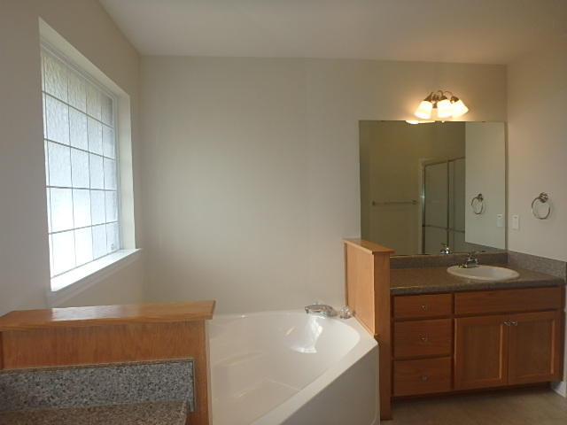 214 Raptor Drive Crestview, FL 32536 - Photo 21 of 47 Master Bathroom 2