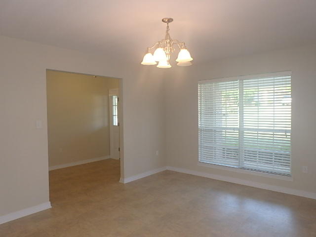 214 Raptor Drive Crestview, FL 32536 - Photo 7 of 47 Dining Room 4
